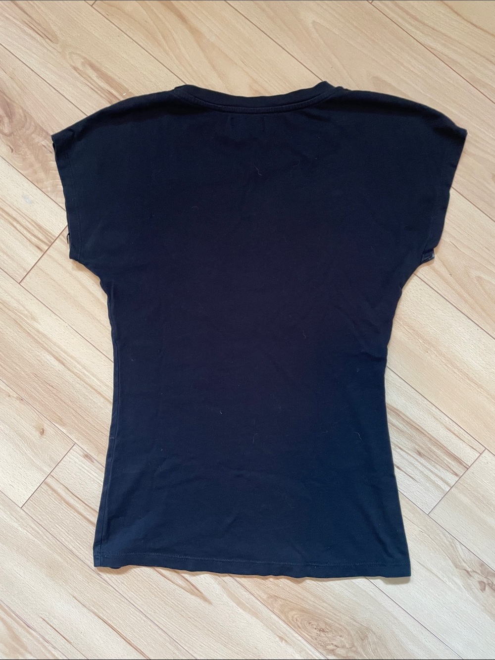 Only Women’s Sz S Black Short Sleeve Tee with Silver Starburst Print - Picture 5 of 5